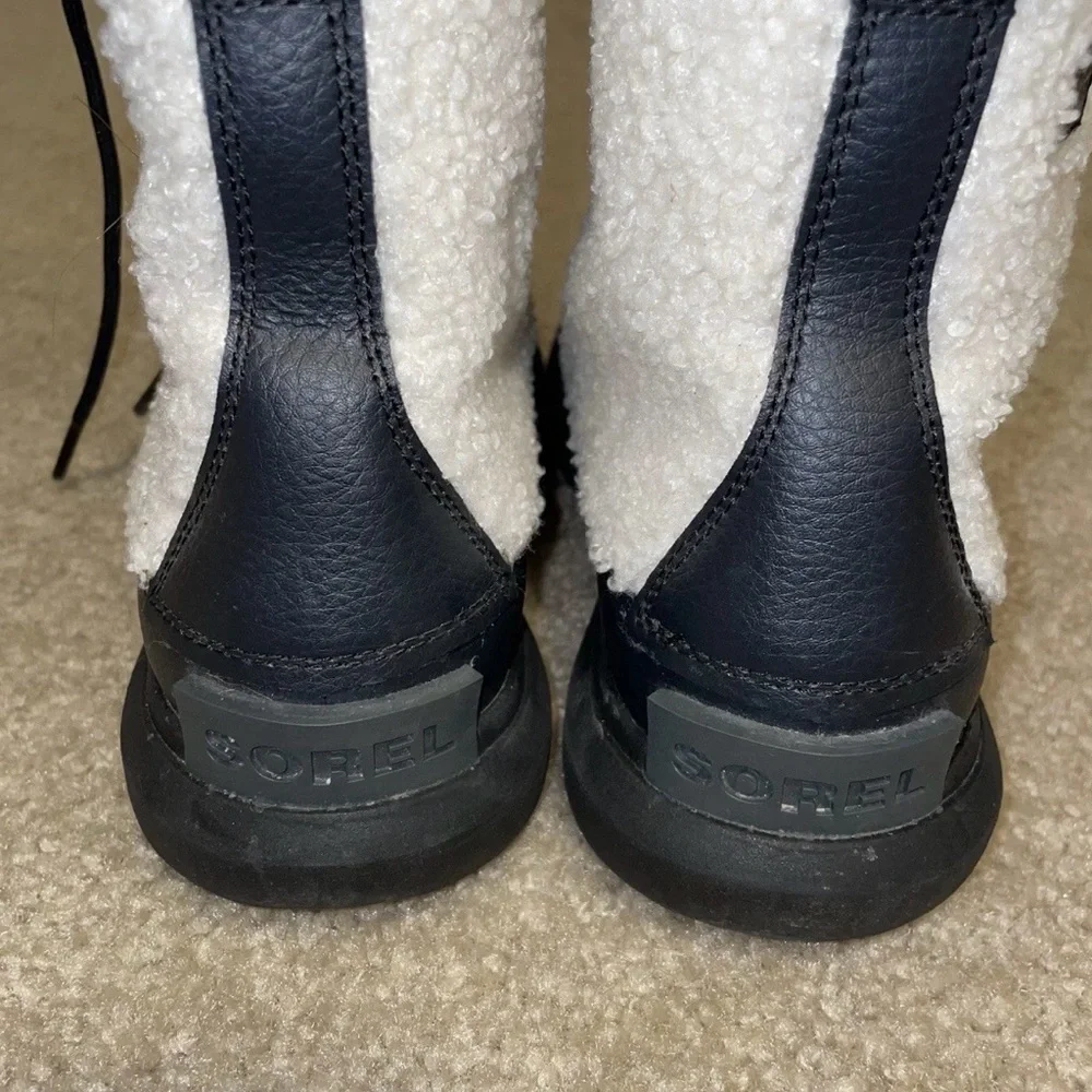 Sorel Kinetic Sport Black‎ White Faux Shearling Waterproof Winter Boots